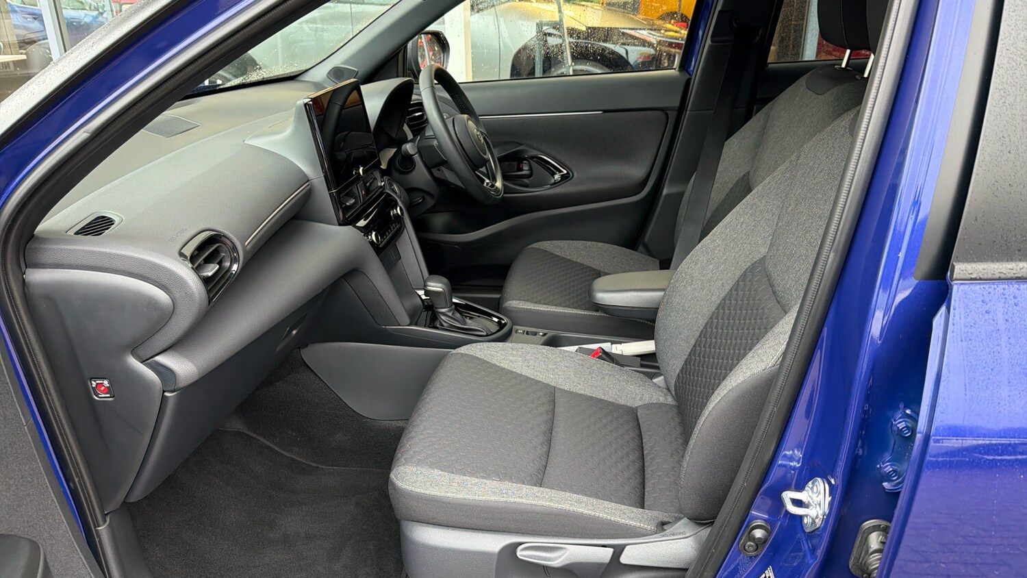 Used Toyota Yaris Cross 2025 for sale - 77732306: Photo 10