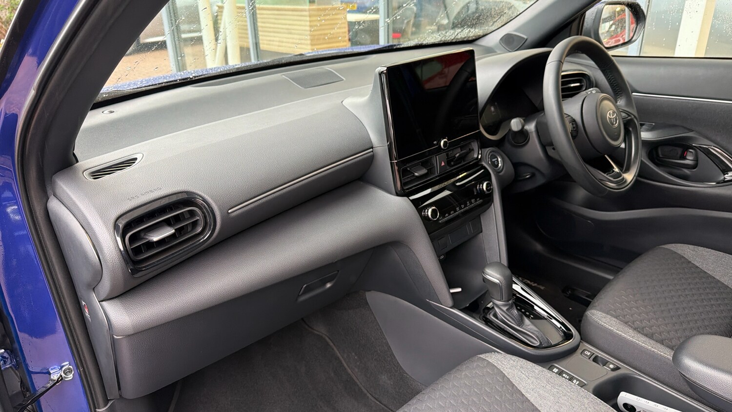 Used Toyota Yaris Cross 2025 for sale - 77732306: Photo 35