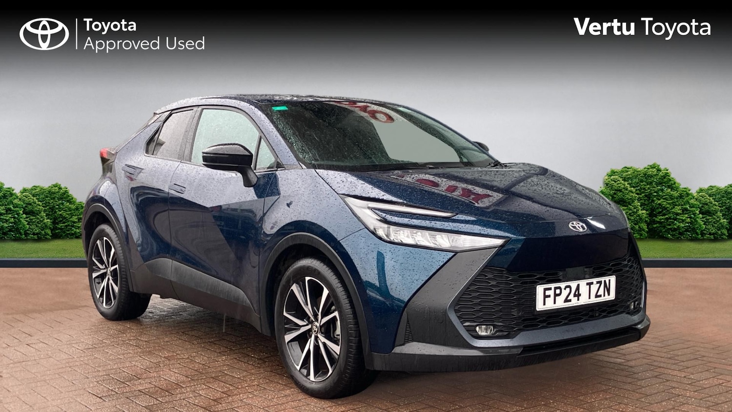 Used Toyota C-HR 2024 for sale - 76684776: Photo 1
