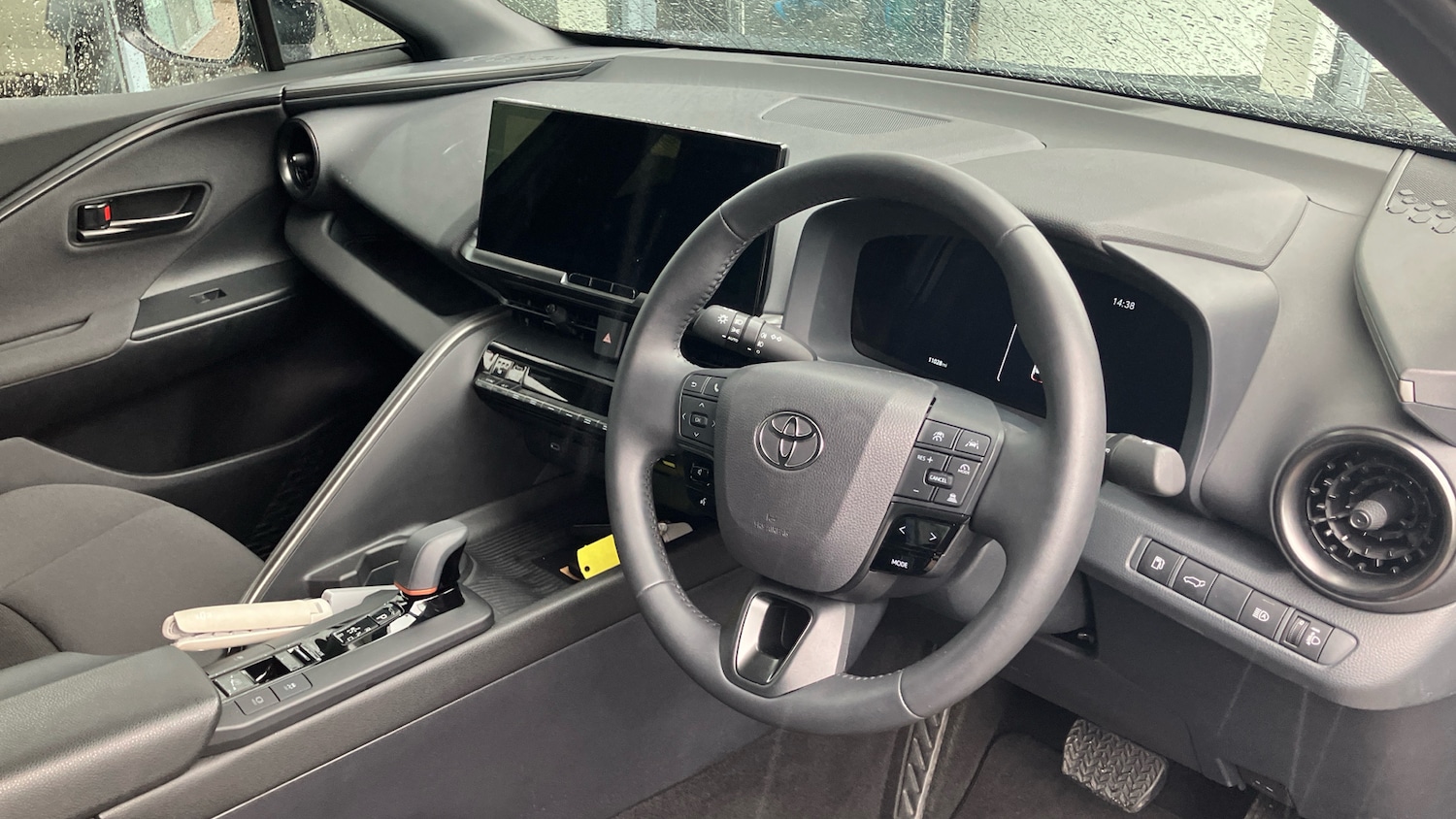 Used Toyota C-HR 2024 for sale - 76684776: Photo 25