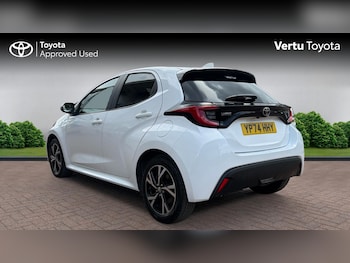 Used Toyota Yaris 2024 for sale - 78838440: Photo