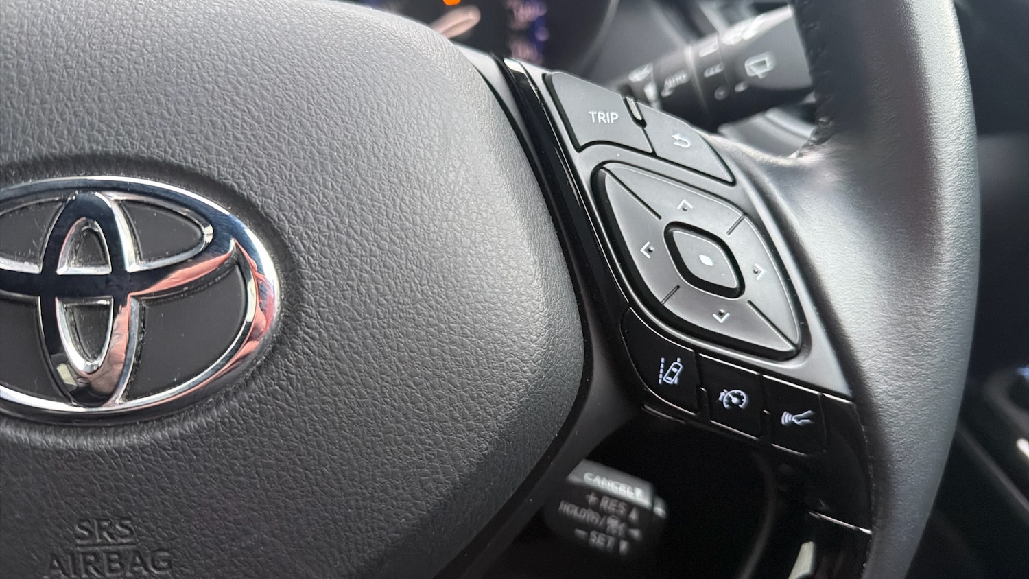 Used Toyota C-HR 2022 for sale - 77125002: Photo 28