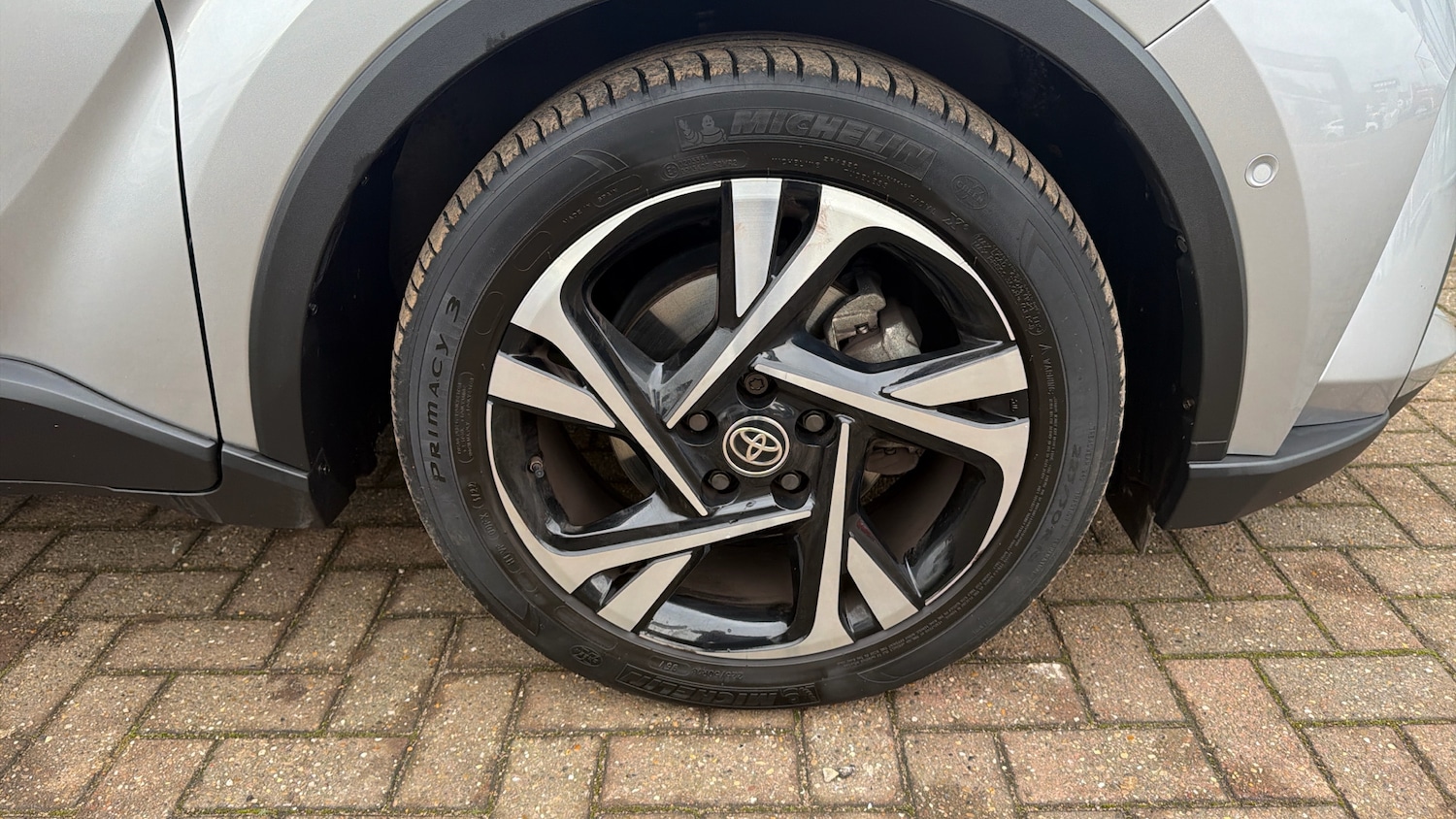 Used Toyota C-HR 2022 for sale - 77125002: Photo 32