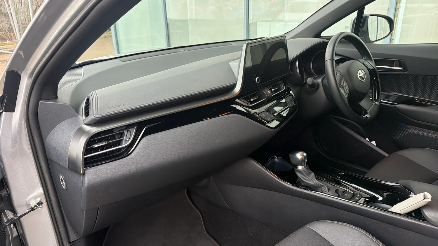 Used Toyota C-HR 2022 for sale - 77125002: Photo 36