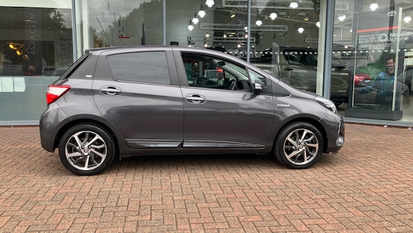 Used Toyota Yaris 2020 for sale - 76183137: Photo 16