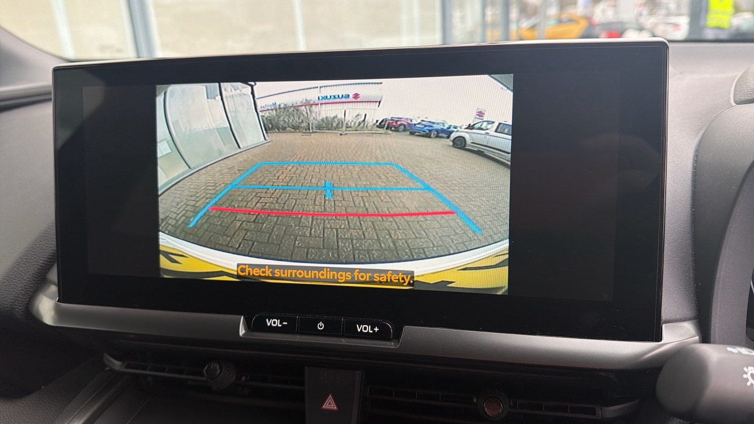 Used Toyota C-HR 2024 for sale - 77951350: Photo 24