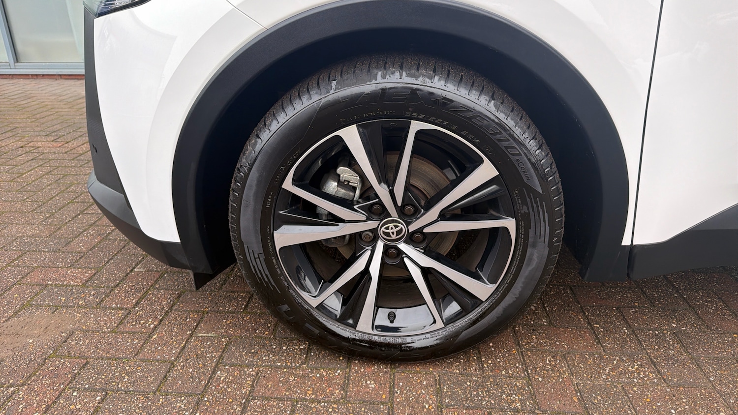 Used Toyota C-HR 2024 for sale - 77951350: Photo 33