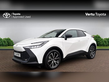 Used Toyota C-HR 2024 for sale - 77951350: Photo