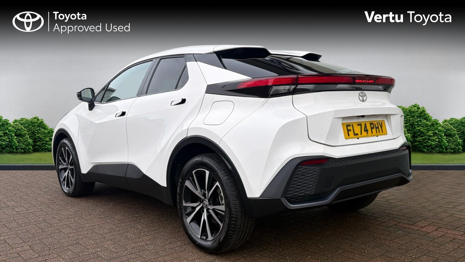 Used Toyota C-HR 2024 for sale - 77951350: Photo 4