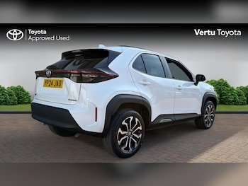 Used Toyota Yaris Cross 2024 for sale - 78185877: Photo