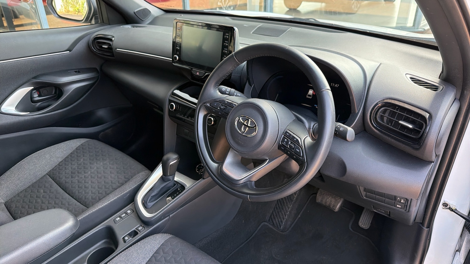 Used Toyota Yaris Cross 2024 for sale - 78185877: Photo 34