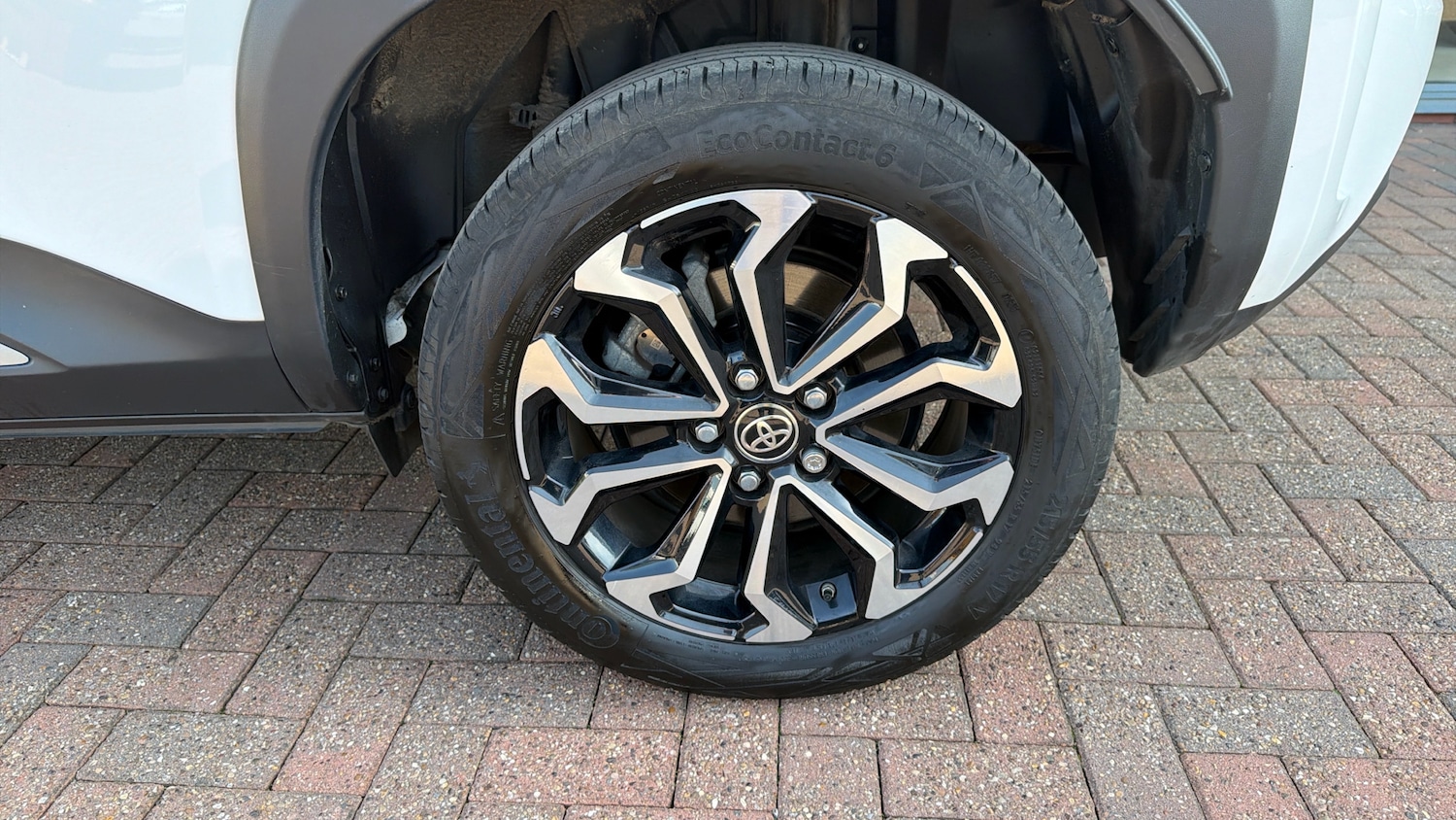 Used Toyota Yaris Cross 2024 for sale - 78185877: Photo 43