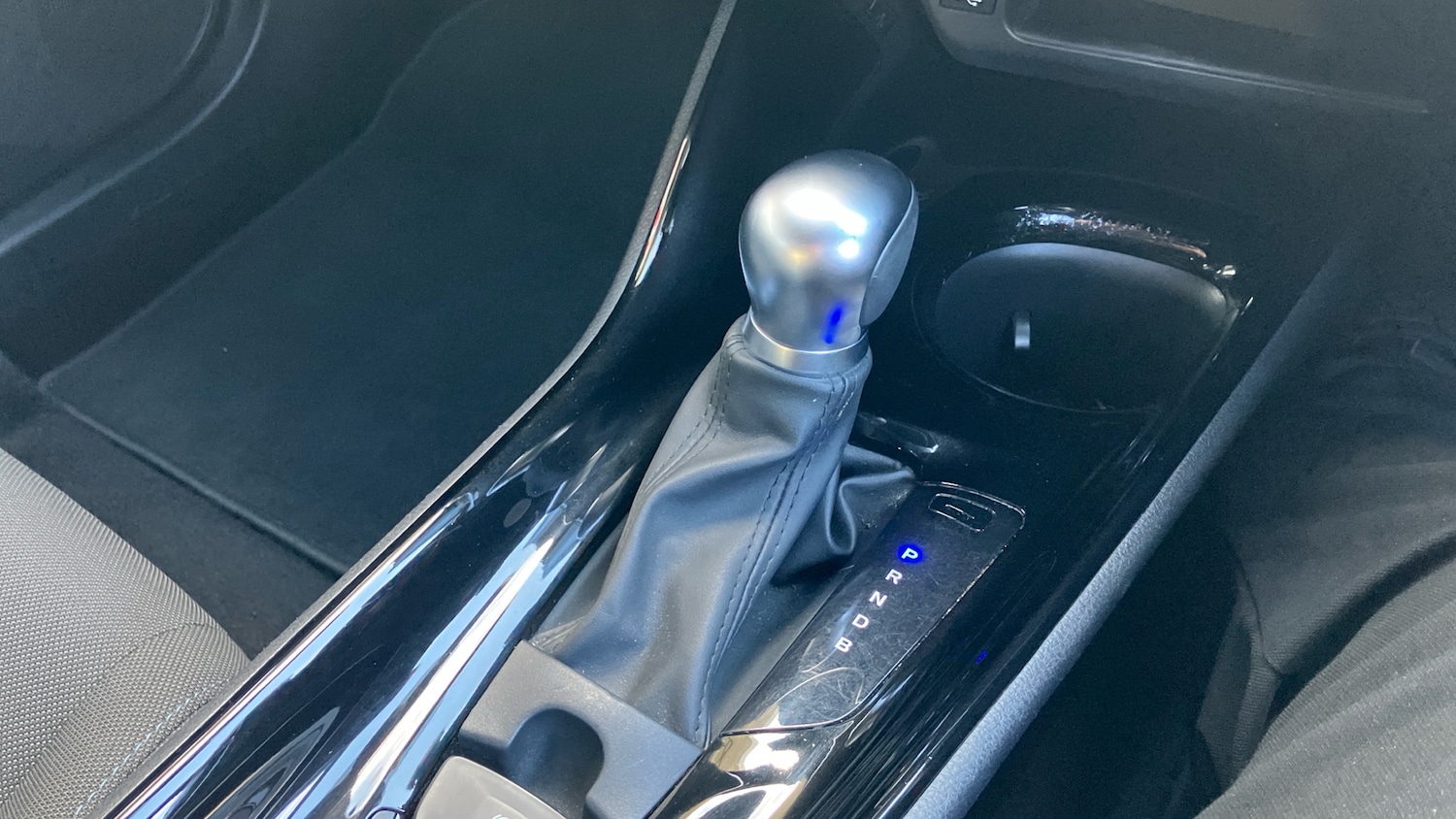 Used Toyota C-HR 2020 for sale - 76652244: Photo 30