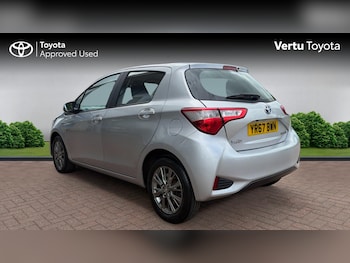 Used Toyota Yaris 2017 for sale - 78614484: Photo