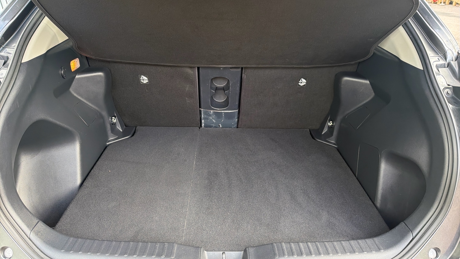 Used Toyota Yaris Cross 2022 for sale - 77298249: Photo 14