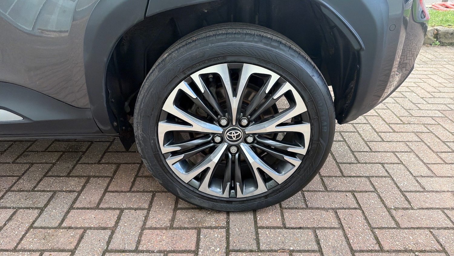 Used Toyota Yaris Cross 2022 for sale - 77298249: Photo 34