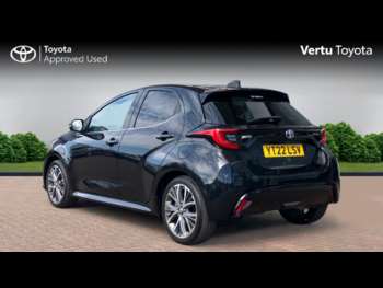 Used Toyota Yaris 2022 for sale - 74694427: Photo
