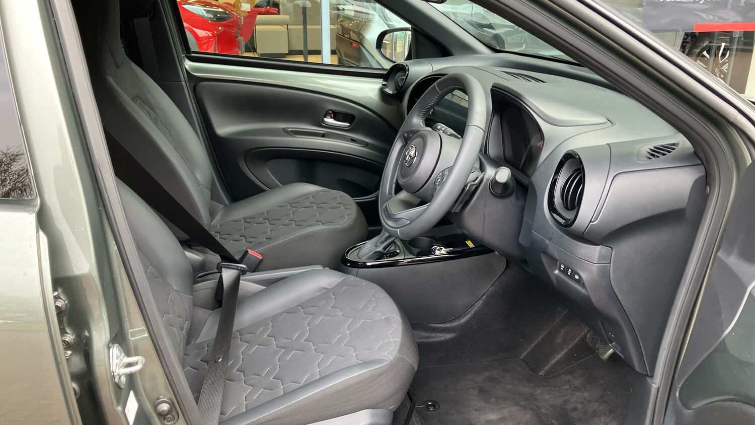 Used Toyota Aygo X 2023 for sale - 77915341: Photo 11