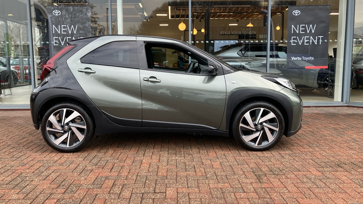 Used Toyota Aygo X 2023 for sale - 77915341: Photo 16