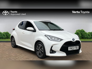 Used Toyota Yaris 2022 for sale - 76405168: Photo