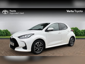 Used Toyota Yaris 2022 for sale - 76405168: Photo