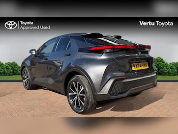 Used Toyota C-HR 2024 for sale - 78452664: Photo
