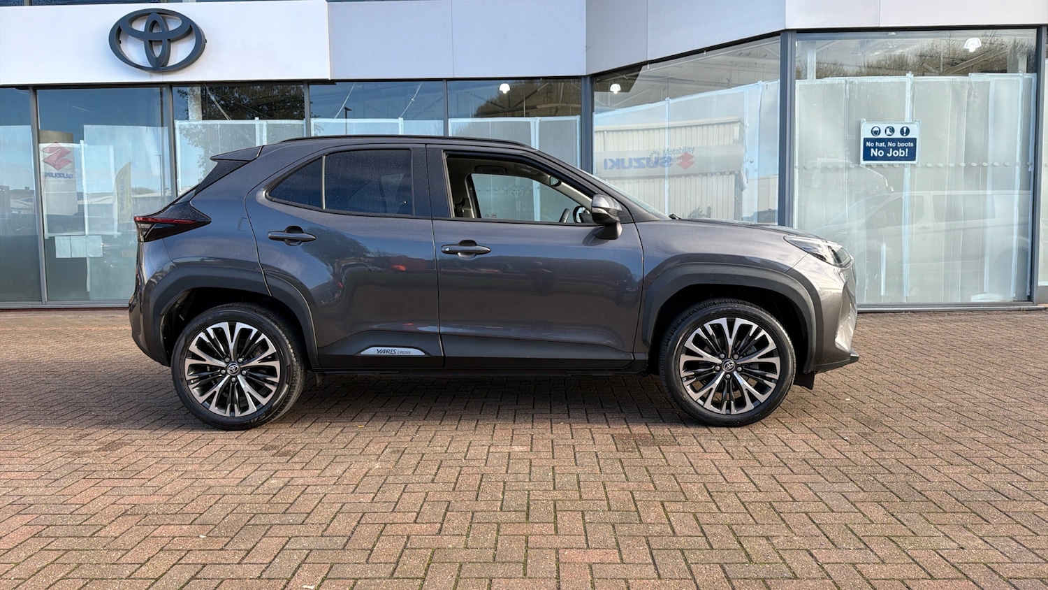 Used Toyota Yaris Cross 2022 for sale - 76643251: Photo 16