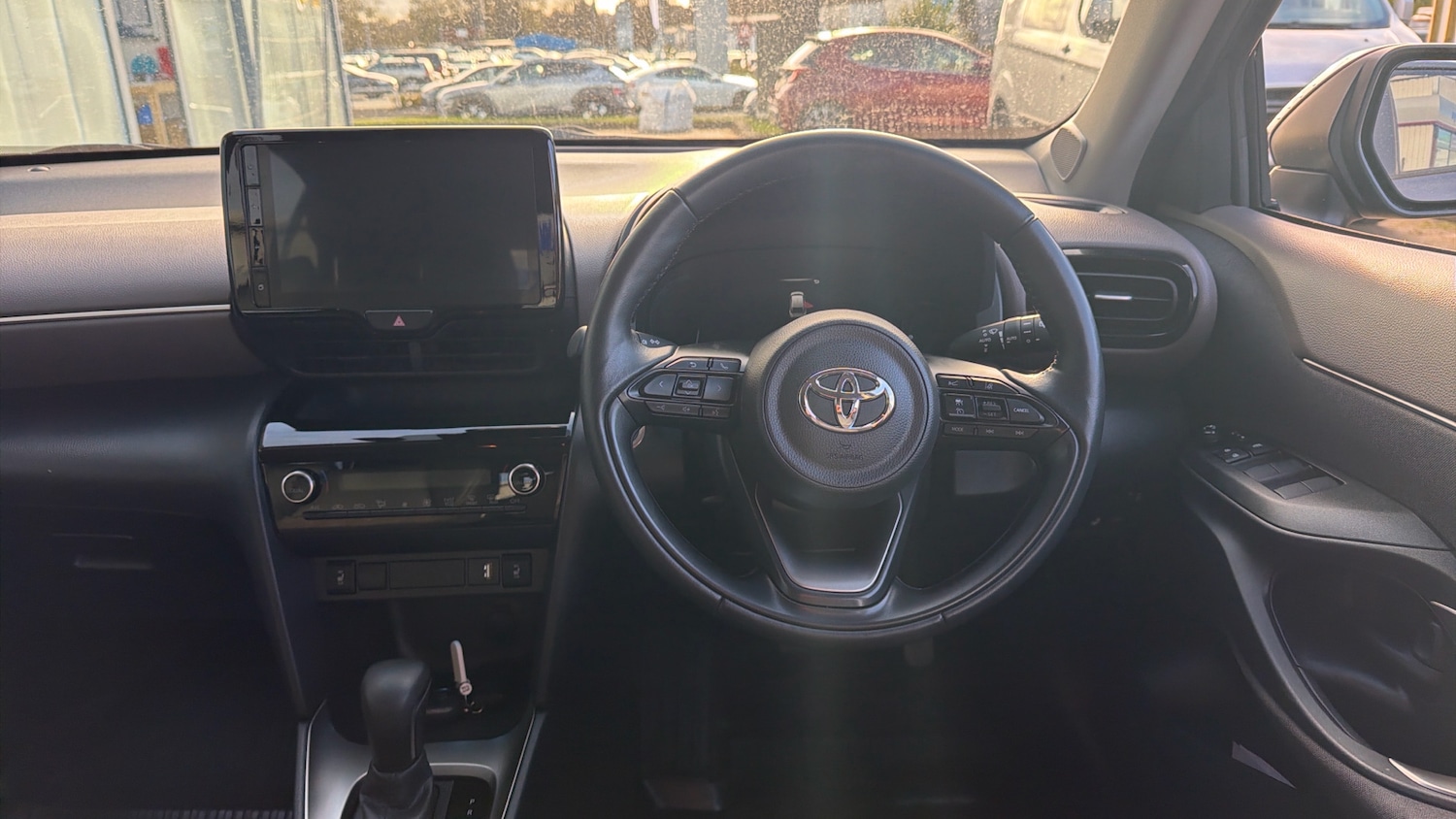 Used Toyota Yaris Cross 2022 for sale - 76643251: Photo 8