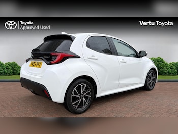 Used Toyota Yaris 2023 for sale - 79572145: Photo