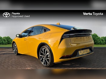 Used Toyota Prius 2025 for sale - 79619969: Photo