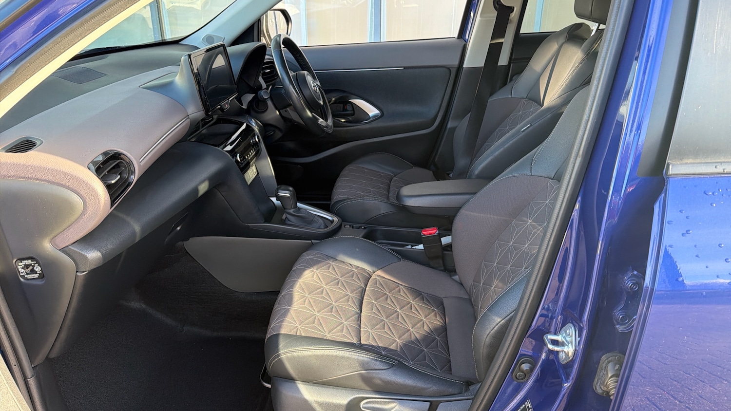 Used Toyota Yaris Cross 2022 for sale - 77125016: Photo 10