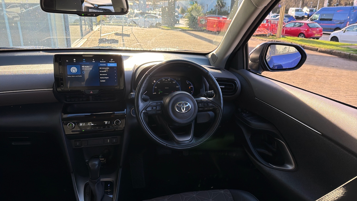 Used Toyota Yaris Cross 2022 for sale - 77125016: Photo 6