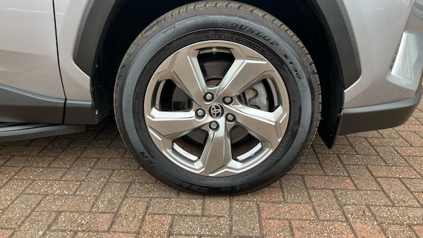 Used Toyota RAV4 2020 for sale - 75726667: Photo 32
