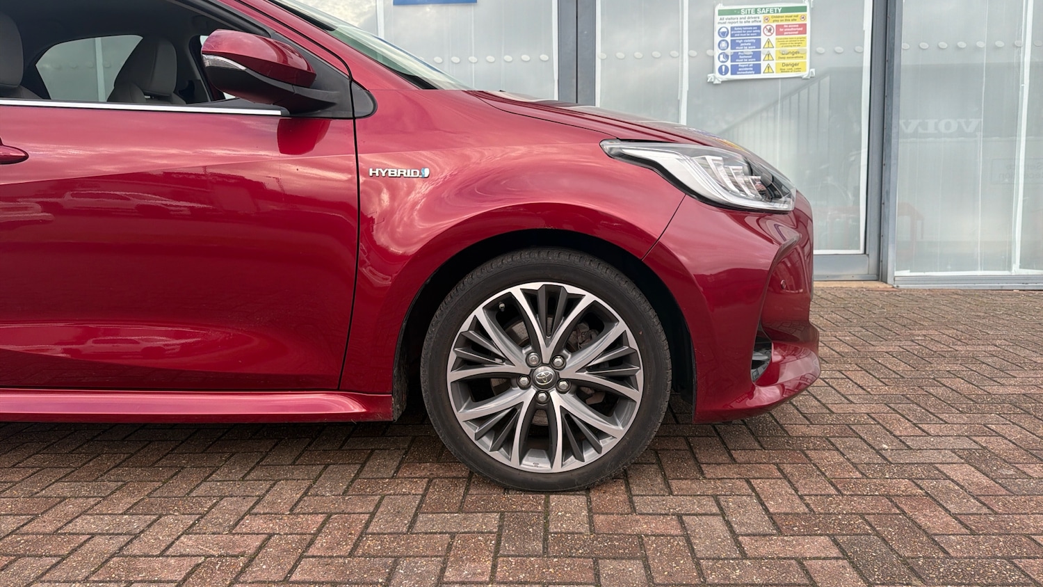 Used Toyota Yaris 2020 for sale - 76718791: Photo 18