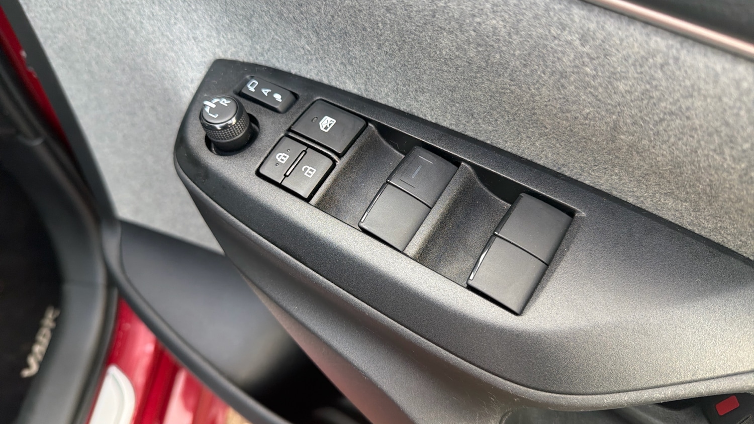 Used Toyota Yaris 2020 for sale - 76718791: Photo 26