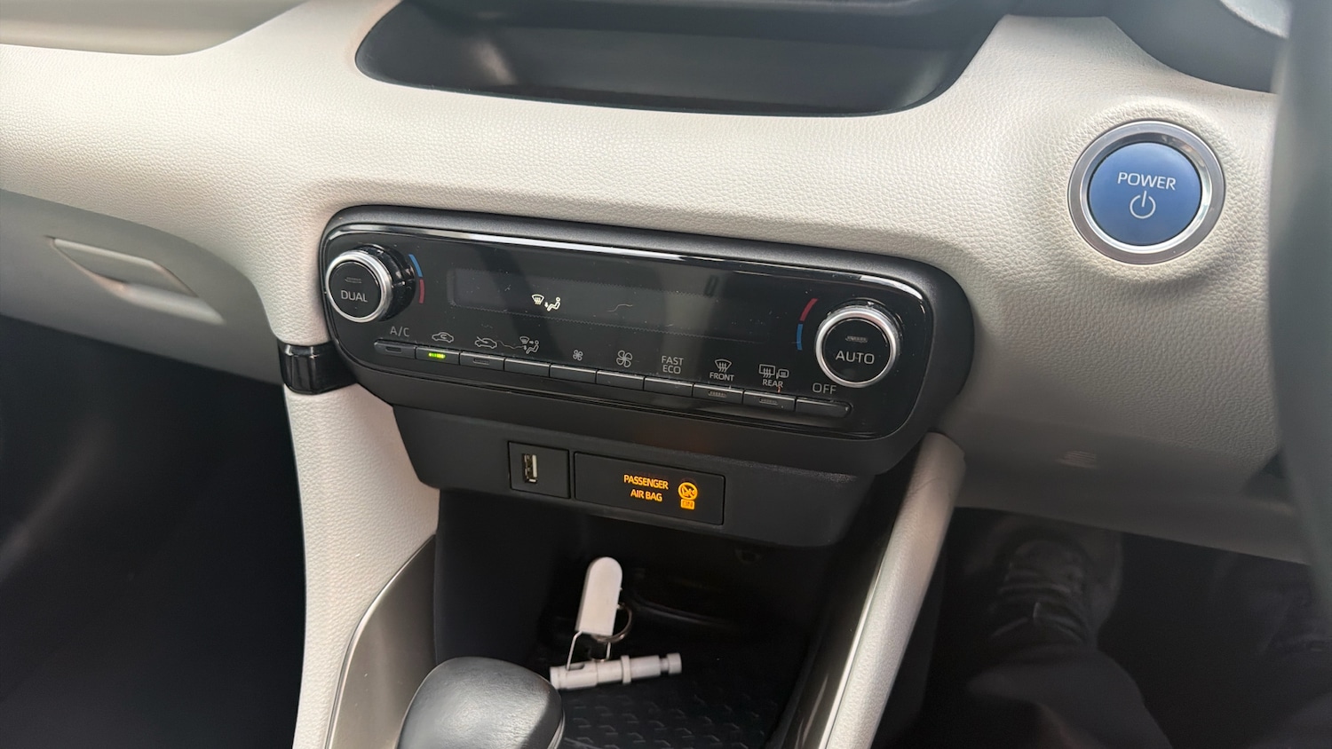 Used Toyota Yaris 2020 for sale - 76718791: Photo 28