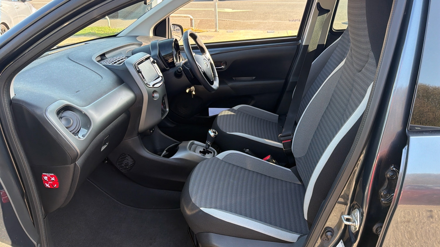 Used Toyota AYGO 2019 for sale - 77983560: Photo 10