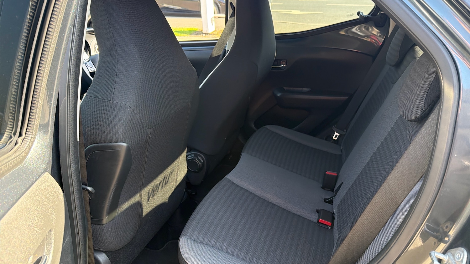 Used Toyota AYGO 2019 for sale - 77983560: Photo 13