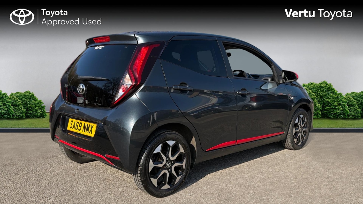 Used Toyota AYGO 2019 for sale - 77983560: Photo 2