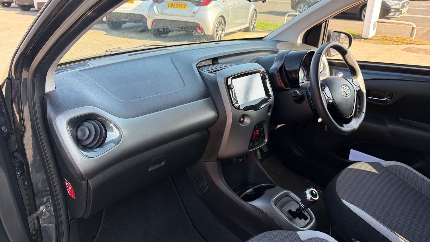 Used Toyota AYGO 2019 for sale - 77983560: Photo 35