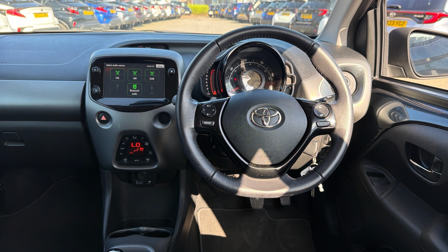 Used Toyota AYGO 2019 for sale - 77983560: Photo 8