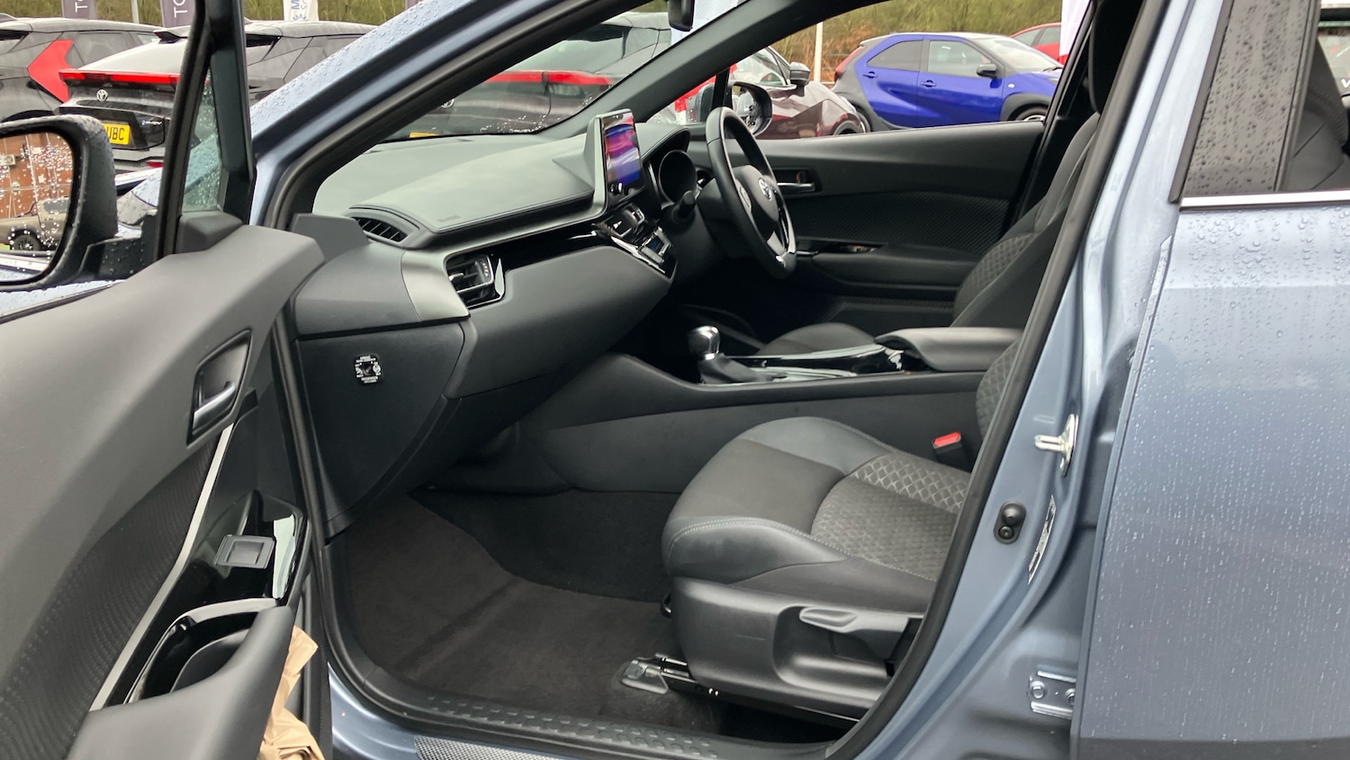 Used Toyota C-HR 2023 for sale - 78025951: Photo 10