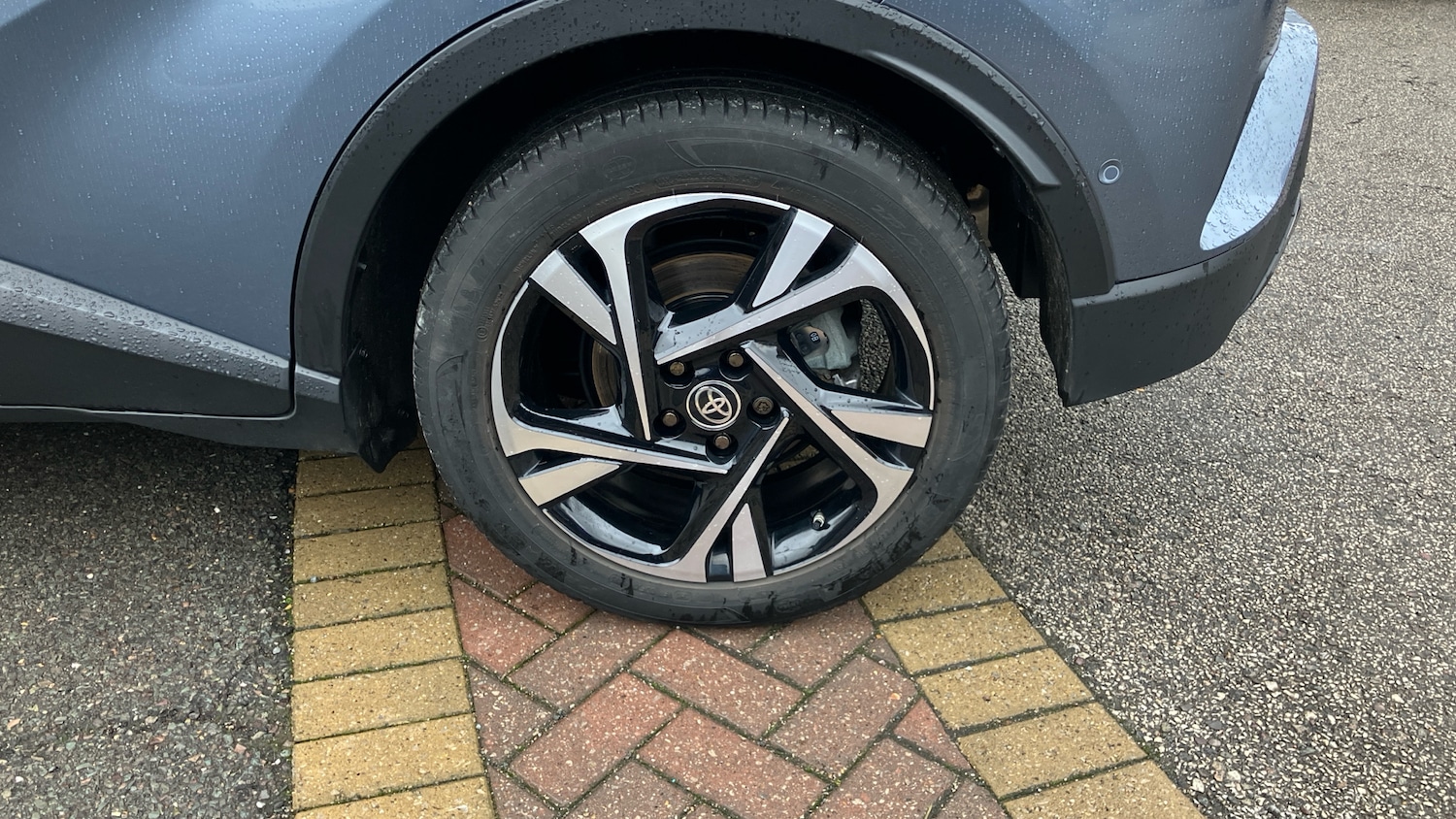 Used Toyota C-HR 2023 for sale - 78025951: Photo 35