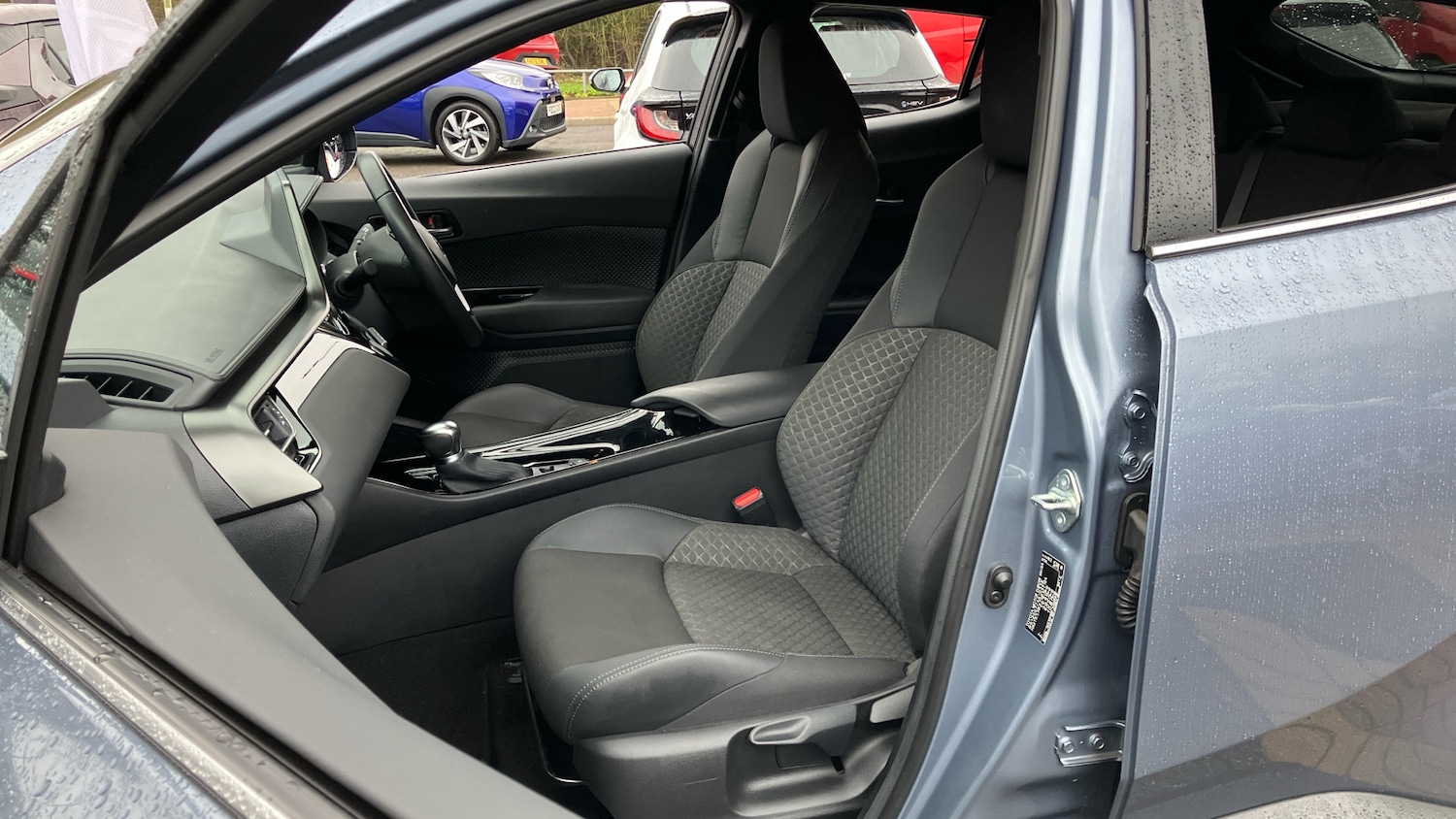 Used Toyota C-HR 2023 for sale - 78025951: Photo 43