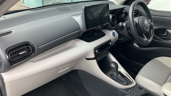 Used Toyota Yaris 2022 for sale - 75761248: Photo 34