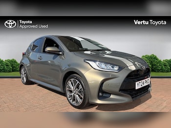 Used Toyota Yaris 2024 for sale - 79545769: Photo