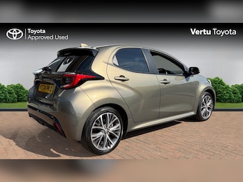 Used Toyota Yaris 2024 for sale - 79545769: Photo