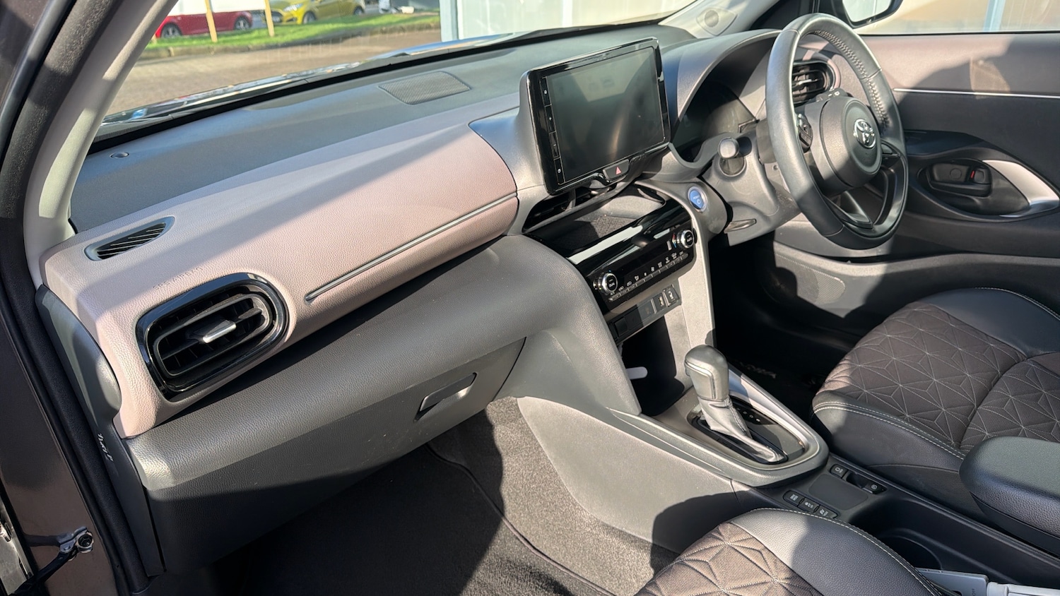 Used Toyota Yaris Cross 2022 for sale - 77149198: Photo 34