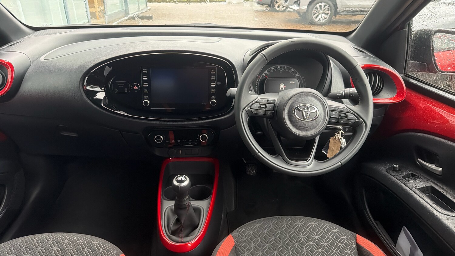 Used Toyota Aygo X 2023 for sale - 76490314: Photo 5