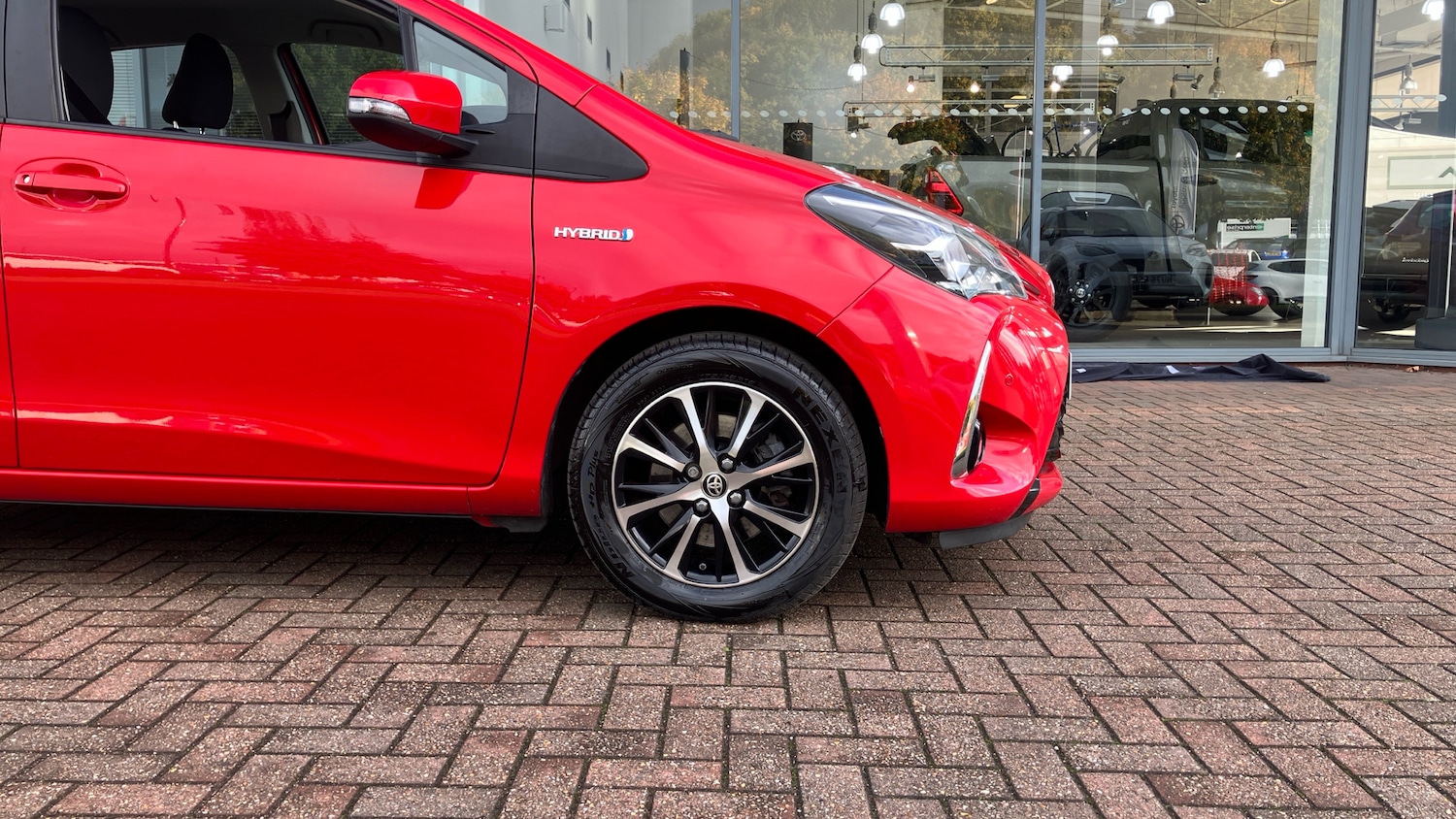 Used Toyota Yaris 2018 for sale - 76430728: Photo 18